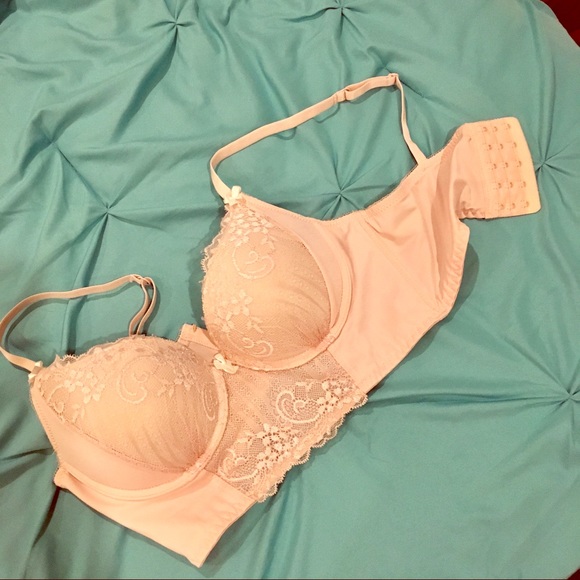 sophie b. Other - NWOT 36B sophie b. Corset Bra